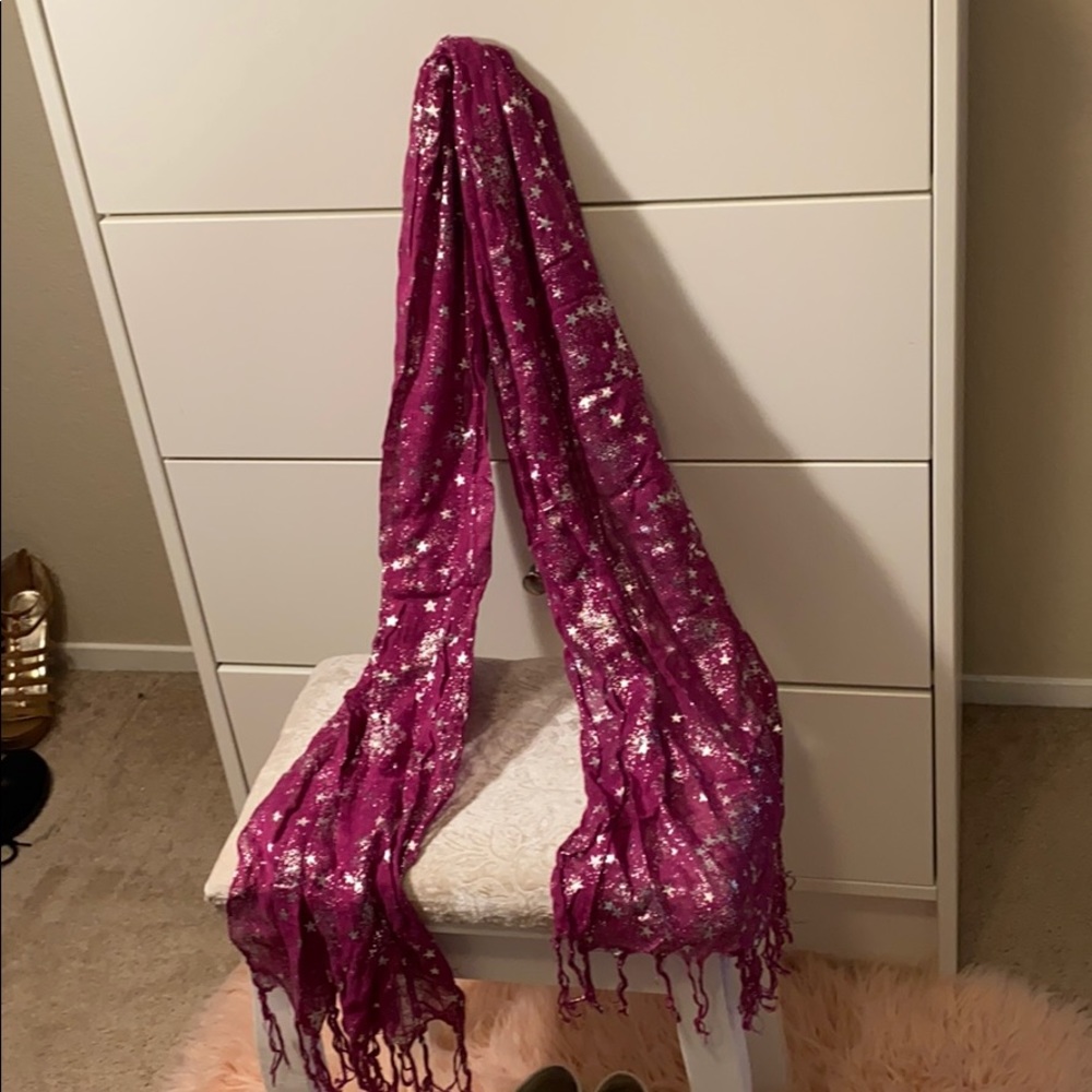 Scarf - Picture 2 of 2